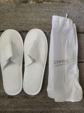 White Plush Conrad Hotel Spa Slippers